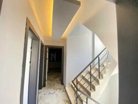 Doğanbey Full Deniz Manzaralı Yerden Isıtmalı Satılık 5+1 Villa