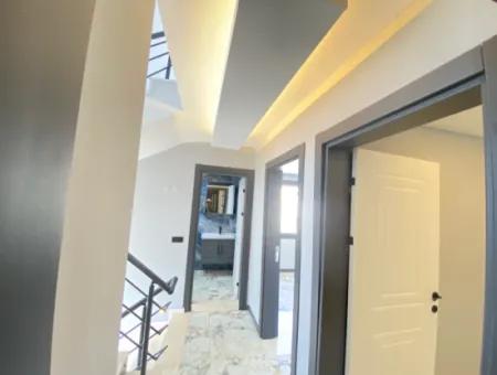 Doğanbey Full Deniz Manzaralı Yerden Isıtmalı Satılık 5+1 Villa