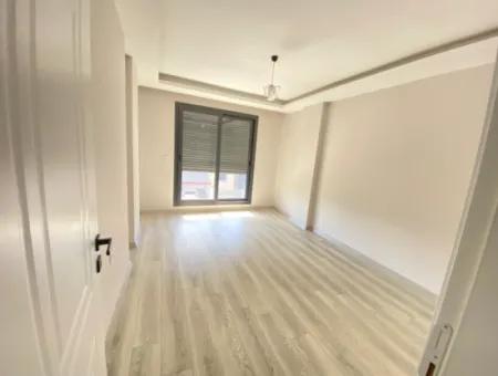 Doğanbey De Denize Yakın Önü Yeşil Alan Satılık 3+1 Villa