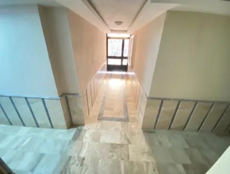 Ürkmez De Denize 150M2 Geniş Ferah Satılık 2+1 Daire
