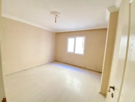 Ürkmez De Denize 150M2 Geniş Ferah Satılık 2+1 Daire