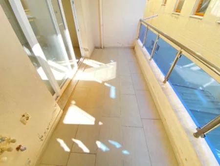 Ürkmez De Denize 150M2 Geniş Ferah Satılık 2+1 Daire