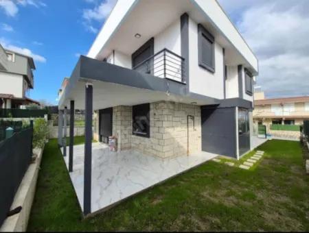 Bayrama Özel Fiyat Düştü Müstakil Doğalgazlı 3+1 Sıfır Villa