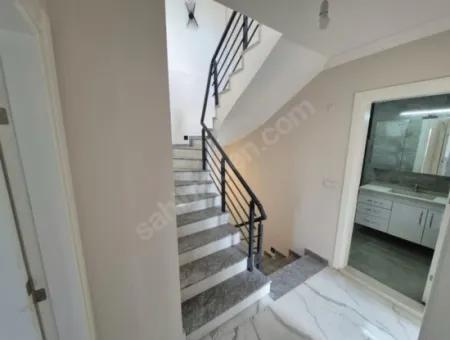 Bayrama Özel Fiyat Düştü Müstakil Doğalgazlı 3+1 Sıfır Villa