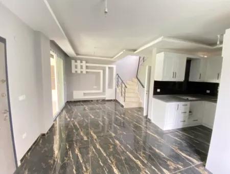 Seferihisar Doğanbeyde Denize 500Mt Satilik 3+1 Villa