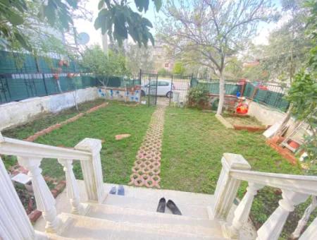 Ürkmez De Denize 100M Komple Bina Müstakil Satılık 7+3 Daireler