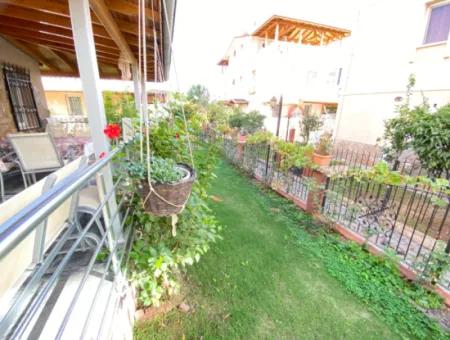 Seferihisar Ürkmezde Deniz Tarafında Eşyalı Satılık 4+1 Villa
