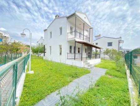 Doğanbey De Denize 100M2 Satılık 3+1 Villa