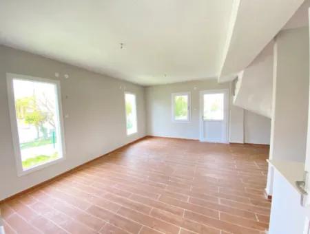Doğanbey De Denize 100M2 Satılık 3+1 Villa