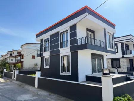 Doğanbey De Tek Müstakil Satılık 3+1 Villa