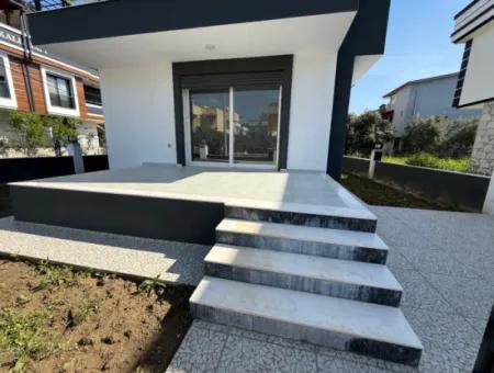 Doğanbey De Tek Müstakil Satılık 3+1 Villa