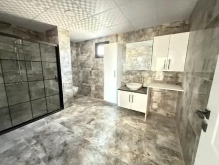 Doğanbey De Yerden Isıtma Havuzlu Satılık 3+1 Villa
