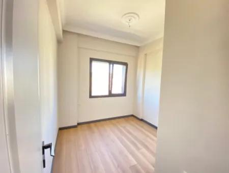 Gümüldür De Asansörlü Sıfır Satılık 2 +1 Daire