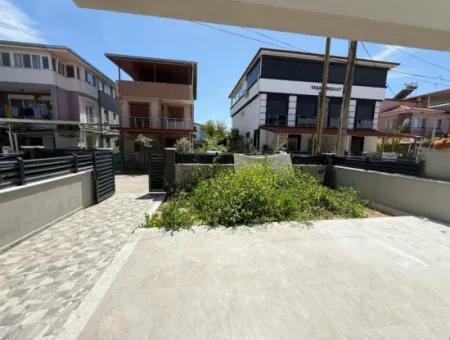 Doğanbey De Denize Çok Yakın Satılık 2+1 Villa