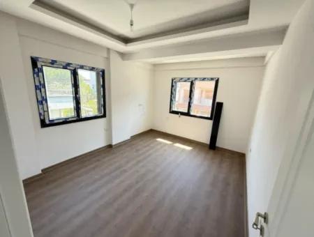 Doğanbey De Denize Çok Yakın Satılık 2+1 Villa