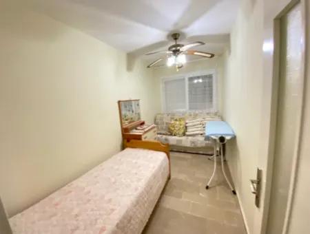 Doğanbey De Deniz Yakın Siteiçinde Satılık 5+1 Villa