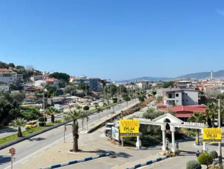 Ürkmez Merkez'de Satılık Full Eşyalı Teraslı 2+1 Daire Dubleks
