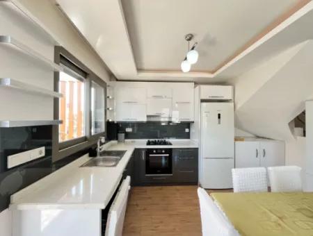 Ürkmez Merkez'de Satılık Full Eşyalı Teraslı 2+1 Daire Dubleks