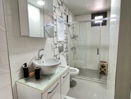 Ürkmez Merkez'de Satılık Full Eşyalı Teraslı 2+1 Daire Dubleks