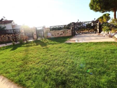 Ürkmezde Denize Tarafında Satılık 3+1 Villa