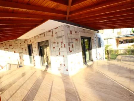 Ürkmezde Denize Tarafında Satılık 3+1 Villa