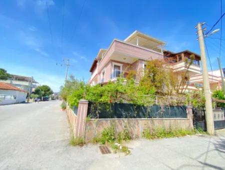 Doğanbey De Full Eşyalı Deniz Yakın Satılık 3+1 Villa