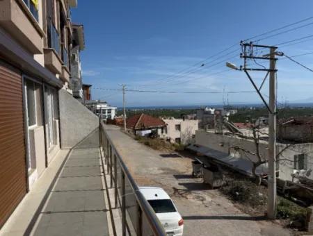 Gümüldür Merkez'de Satılık 3+1 Deniz&Doğa Manzaralı Yeni Daire