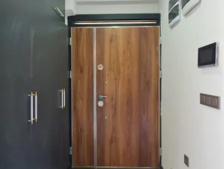 Seferihisar De Havuzlu Yerden Isıtmalı Satılık4+1 Villa