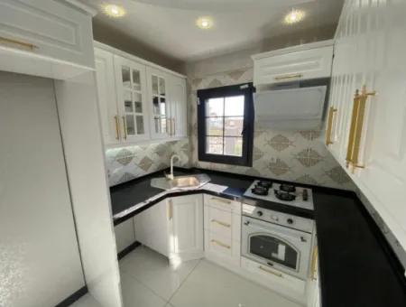 Gümüldür De Denize 50M2 Havuzlu Bahçeli Satılık Yazlık Villa