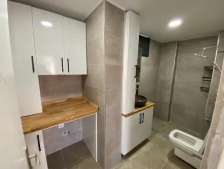 Denize 400 Metre Tek Müstakil Bahçeli Satılık 3+1 Villa
