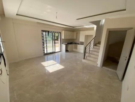 Özdere De Full Deniz Geniş Bahçeli Sıfır Satılık 3+1 Villa