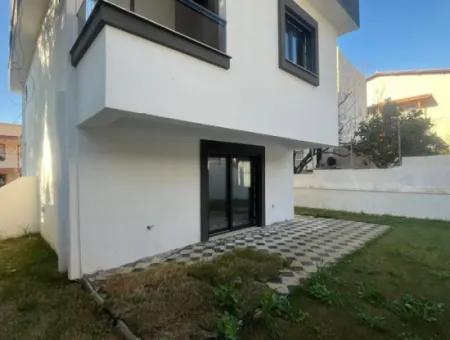 Özdere De Tek Müstakil Denize Yürüme Mesafesi Satılık 2+1 Villa