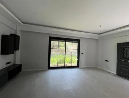Özdere'de Denize Yürüme Mesafesinde Modern Mimarı Satılık 3+1 Villa