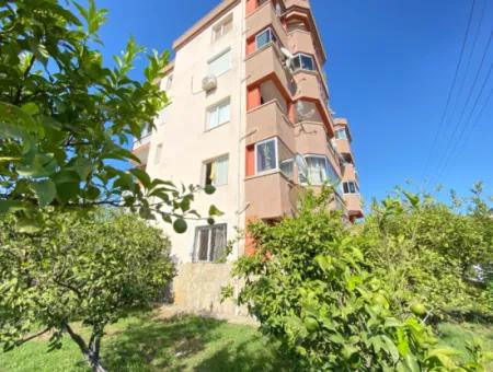 Ürkmez'de Plaja 300M Mesafede 130M2 Ayrı Mutfaklı Satılık 3+1 Daire
