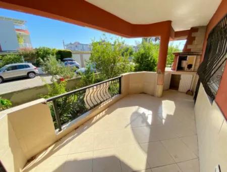 Ürkmez'de Plaja 300M Mesafede 130M2 Ayrı Mutfaklı Satılık 3+1 Daire