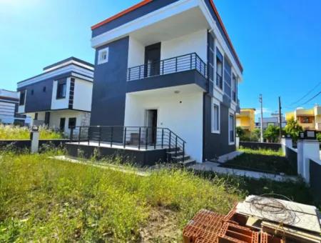 Doğanbey De Tek Müstakil Satılık 3+1 Villa