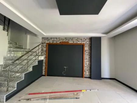 Doğanbey De Denize Yakın Tek Müstakil Bahçeli 3+1 Villa