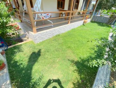 Doğanbey Merkezinde Denize 350M2 Ultra Lüx 7+2 Villa