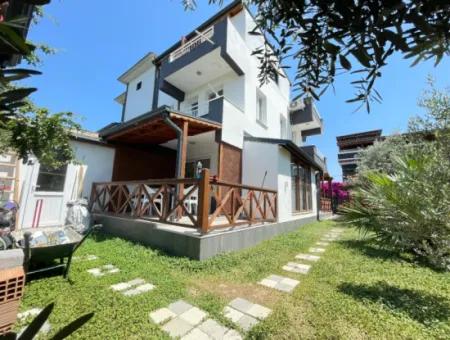 Doğanbeyde Kapali Otoparkı Denize 550M2 Ultra Lüx Satılık 3+1 Villa