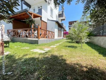 Doğanbeyde Kapali Otoparkı Denize 550M2 Ultra Lüx Satılık 3+1 Villa