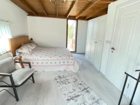 Doğanbeyde Kapali Otoparkı Denize 550M2 Ultra Lüx Satılık 3+1 Villa