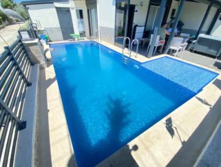 Doğanbey De Akıllı Ve Köşe Villa 4+1 Özel Tasarım Satılık Ful Eşyalı