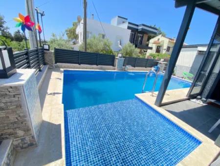Doğanbey De Akıllı Ve Köşe Villa 4+1 Özel Tasarım Satılık Ful Eşyalı