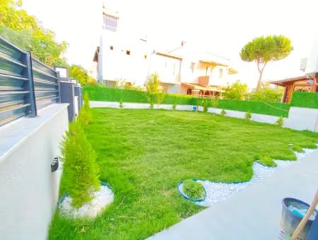 Doğanbey De Tek Mustakil Akıllı Ev Sistemli Ultra Lükx Satılık 3+1 Villa