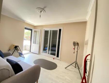 Seferihisar Payamlı De Köşe Villa Geniş Bahçeli Satılık 3+1 Villa