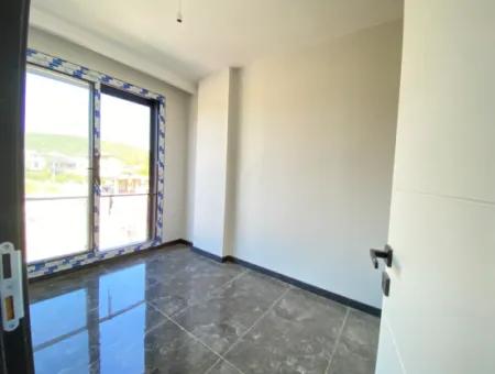 Doğanbey De  Denize 500 Metre Yerden Isıtma Satılık 2+1 Villa
