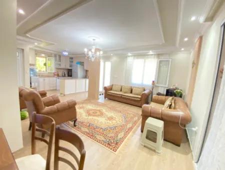 Doğanbey De Köşe Villa Tek Müstakil Geniş Bahçeli Ultra Lükx Satılık 4+1 Villa