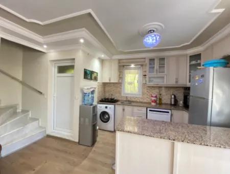 Doğanbey De Köşe Villa Tek Müstakil Geniş Bahçeli Ultra Lükx Satılık 4+1 Villa