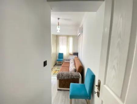 Ürkmez De Merkezde Denize 350M Geniş Ferah Yapılı Satılık 2+1 Daire