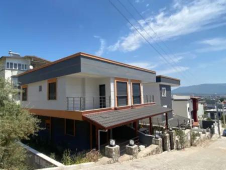 Seferihisar Doğanbey De Full Deniz Üç Tarafı Bahçe Satılık 3+1 Villa